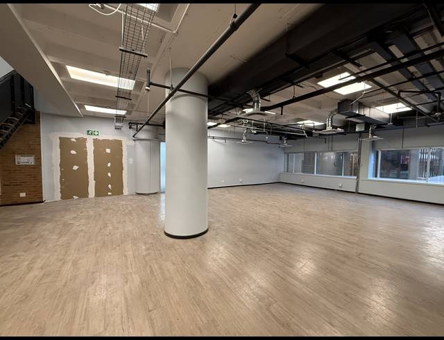 626M² OFFICE TO LET IN ROSEBANK